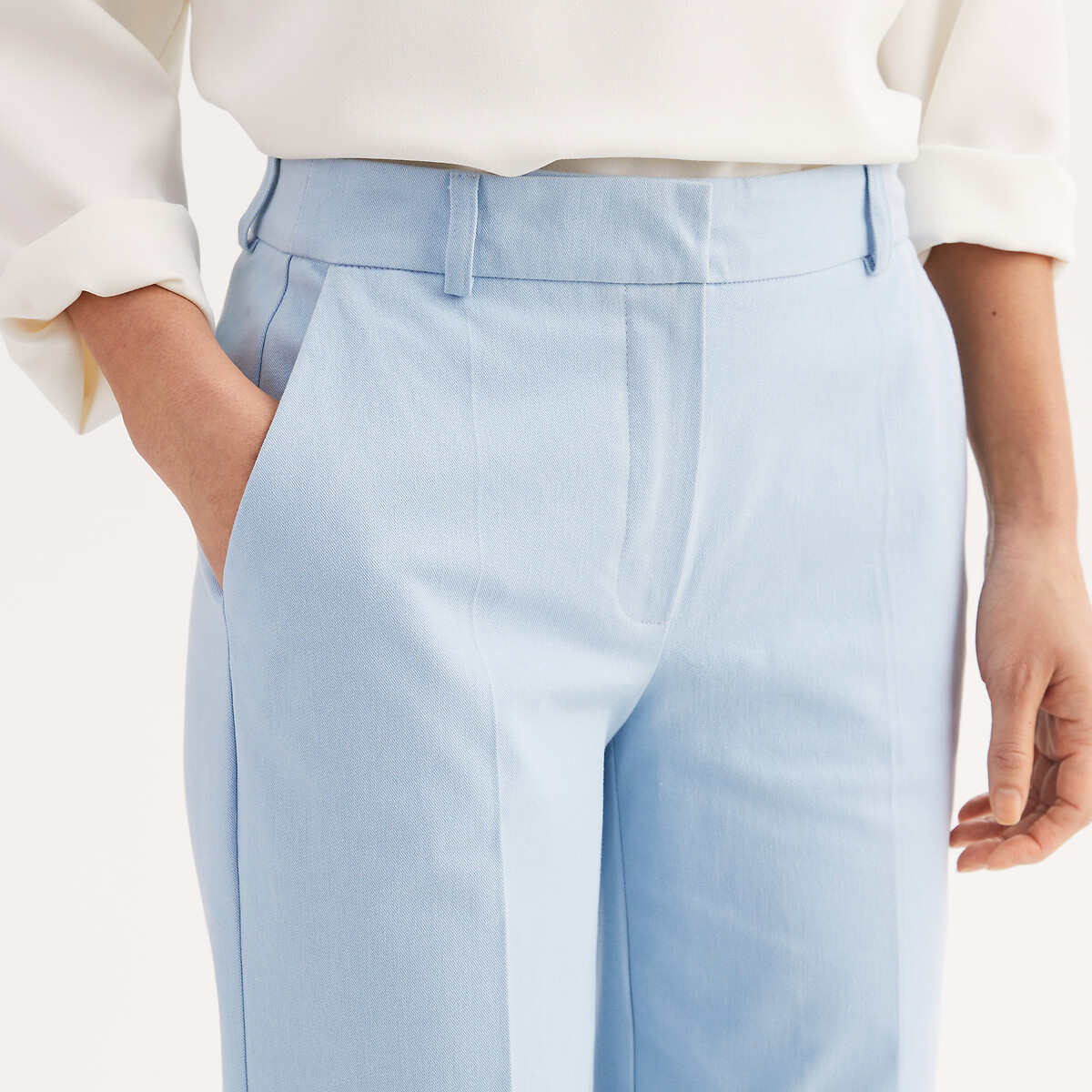 Pantalón recto 7/8, algodón elástico azul pastel, ANNE WEYBURN