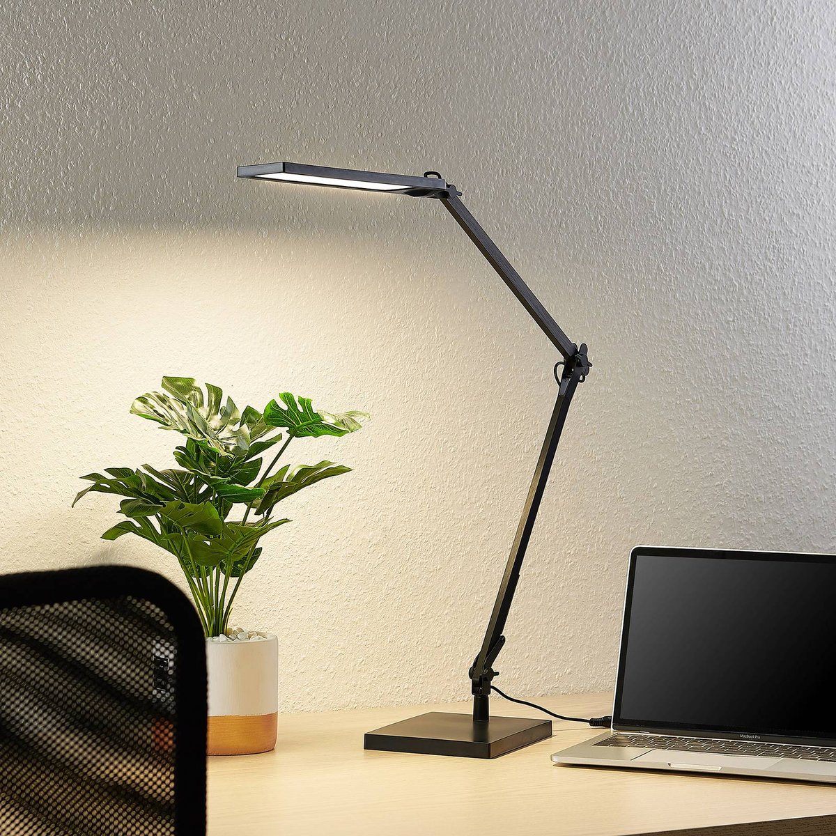 Lampe à poser moderneLED, Antisa noir, LINDBY
