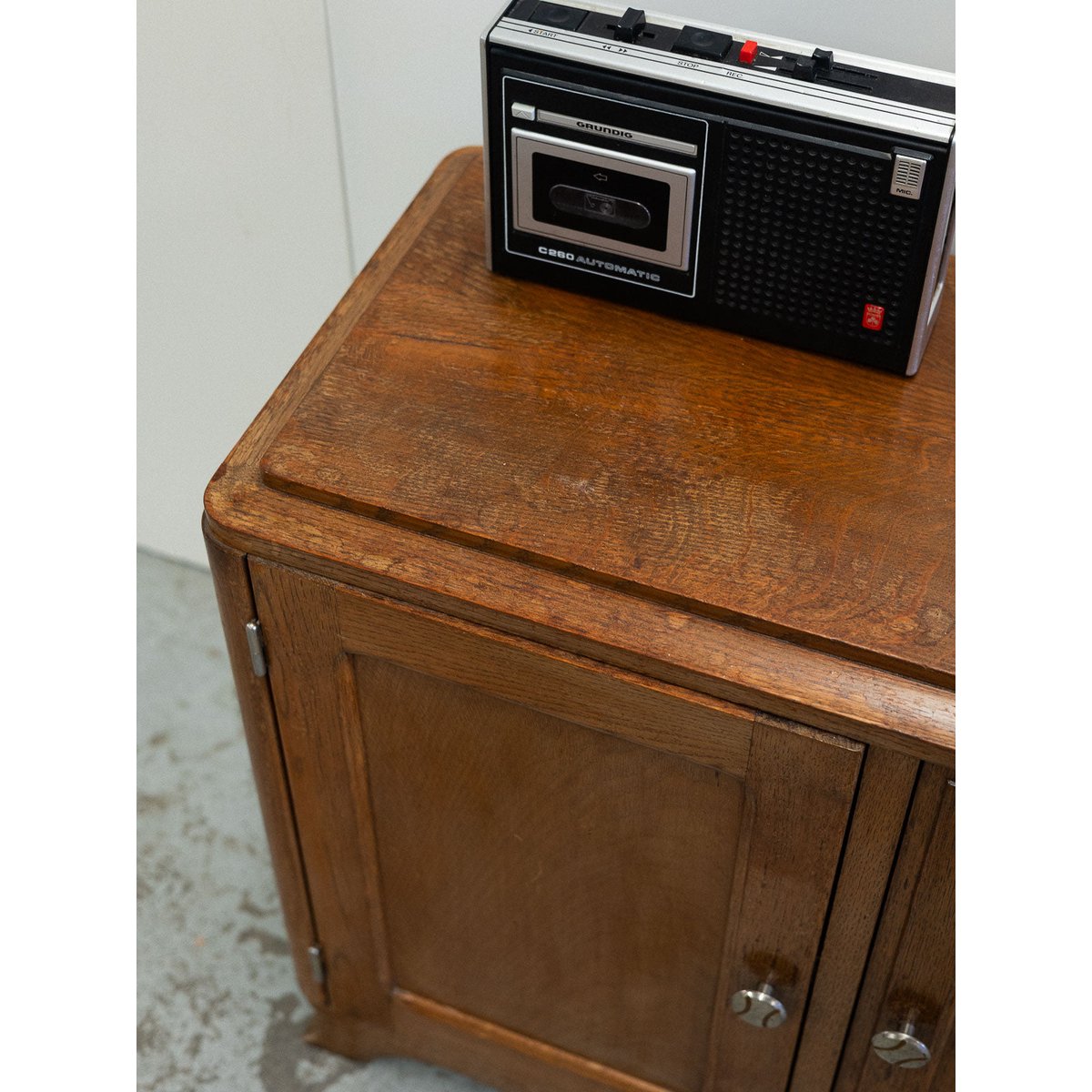 Buffet à 3 portes Gilbert N°1782 - Bon état bois foncé, DEBONGOUT