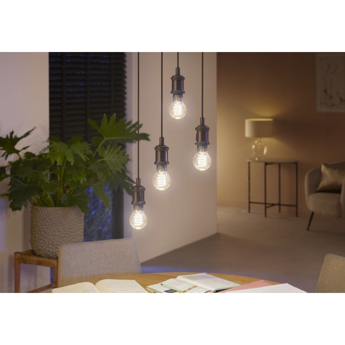 Ampoule LED connectée E27 White Ambiance Filament coloris unique, PHILIPS HUE
