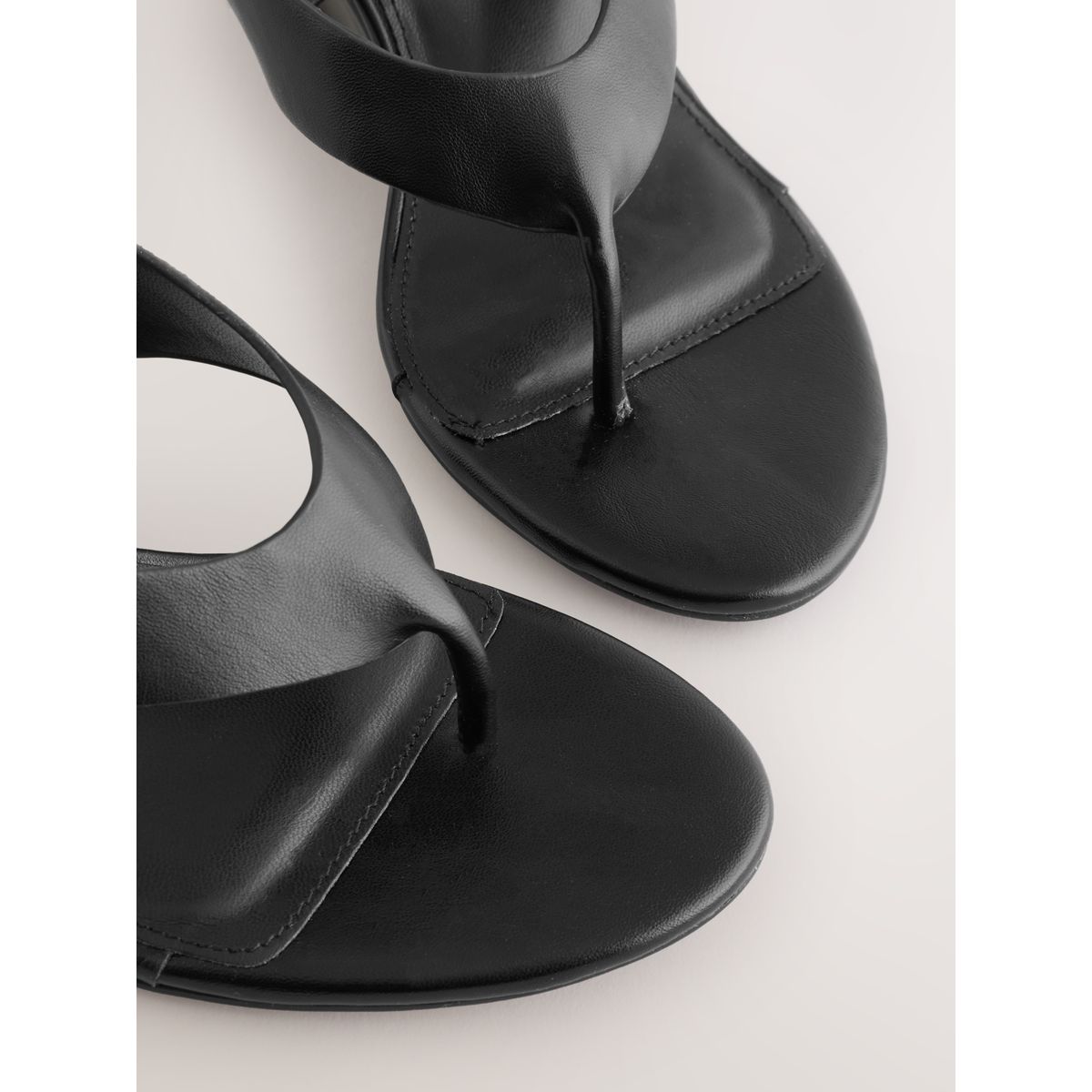 Chaussures compensées à bride arrière noir, NEXT