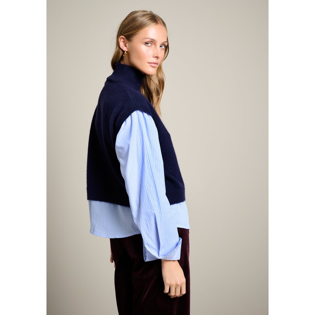 Pull col montant effet chemise bleu marine, LOLALIZA