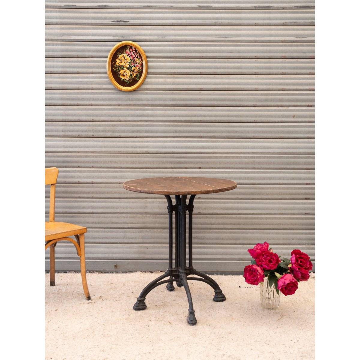 Table à manger bistro en bois et métal noir Denise N°1185 - Bon état bois foncé, DEBONGOUT
