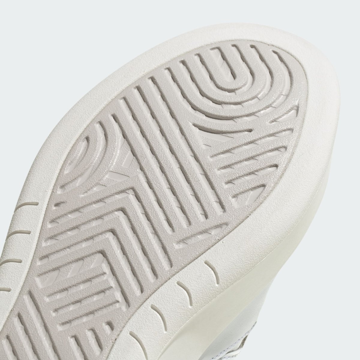 Chaussure Court 24 Chaussure Court 24 cloud white / cloud white / core white, ADIDAS SPORTSWEAR