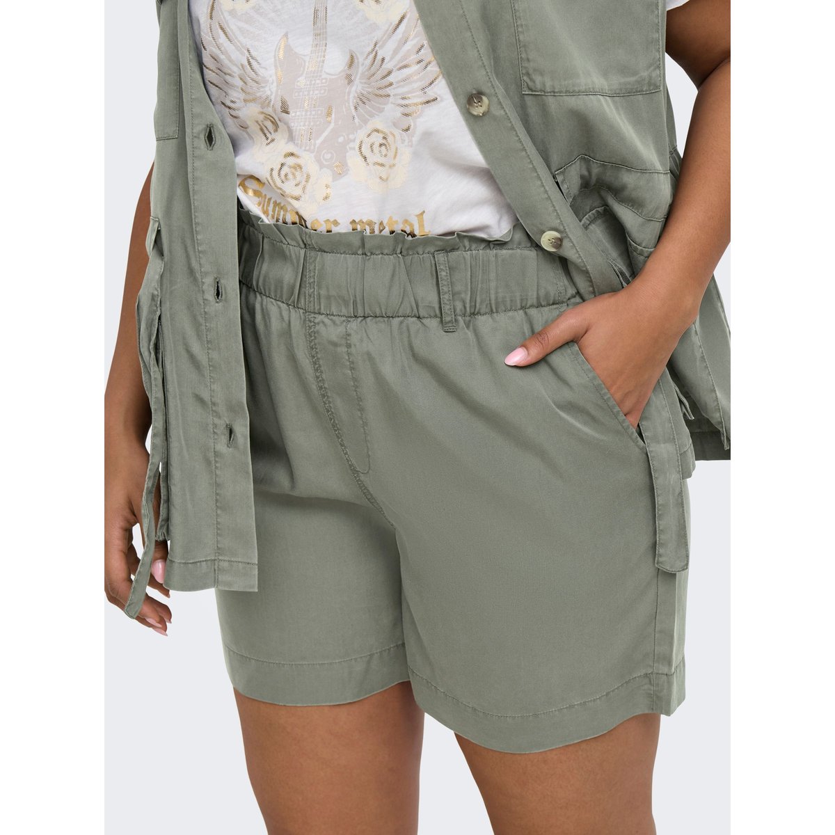 Short grise - smokey olive, ONLY CARMAKOMA