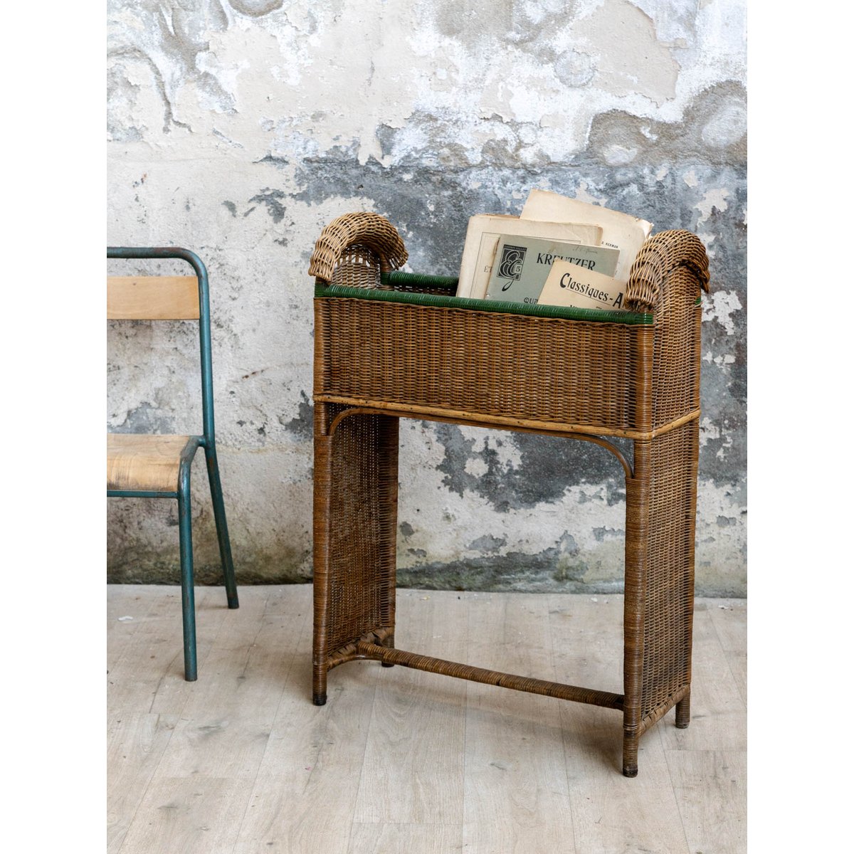 Étagère haute en rotin Gaëlle N°1590 - Bon état bois foncé, DEBONGOUT