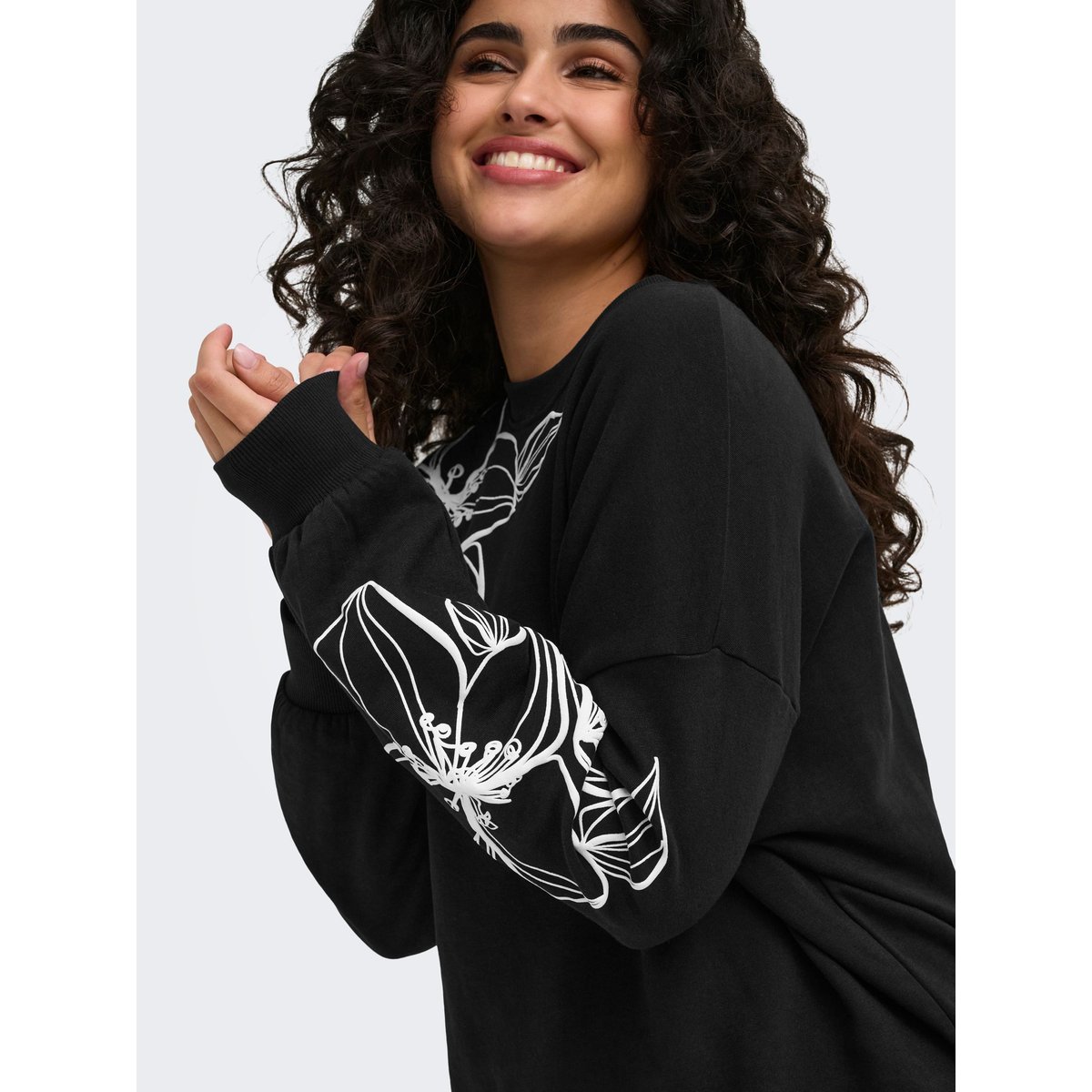 Sweat-Shirt black 2, ONLY CARMAKOMA