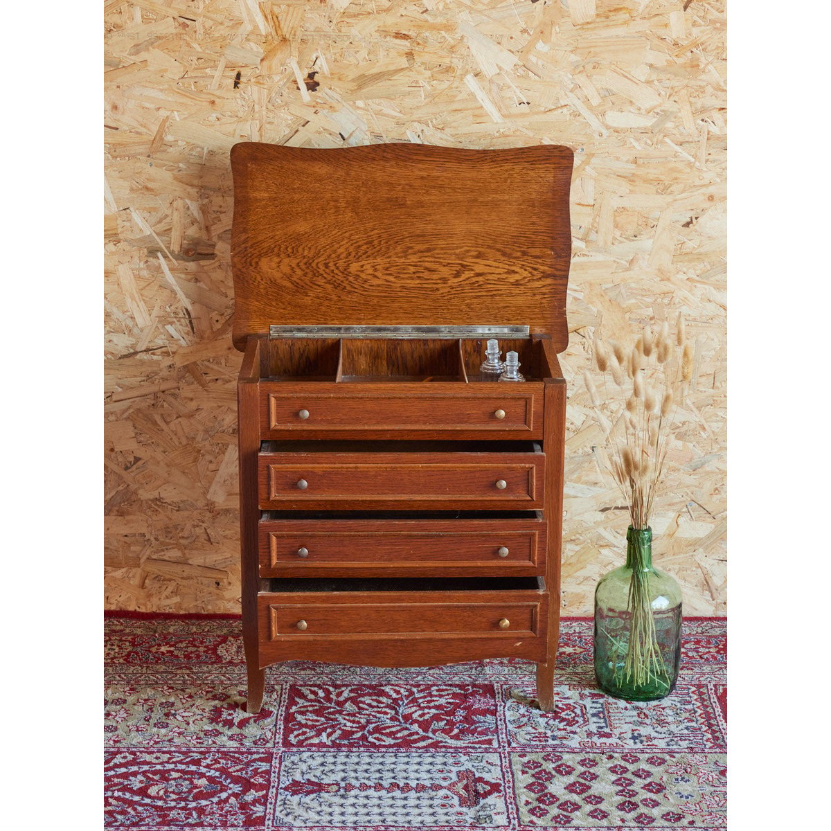 Petite travailleuse en bois Brigitte N°335 - Bon état bois clair, DEBONGOUT