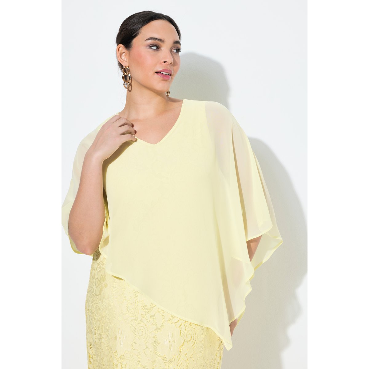 Robe en dentelle, coupe évasée jaune pâle, ULLA POPKEN