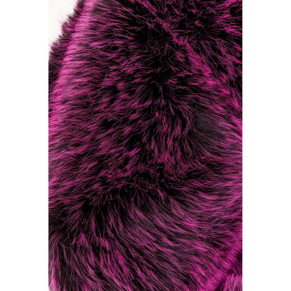 Fauteuil pivotant en polyester poils longs, CUTIE violet, KARE DESIGN