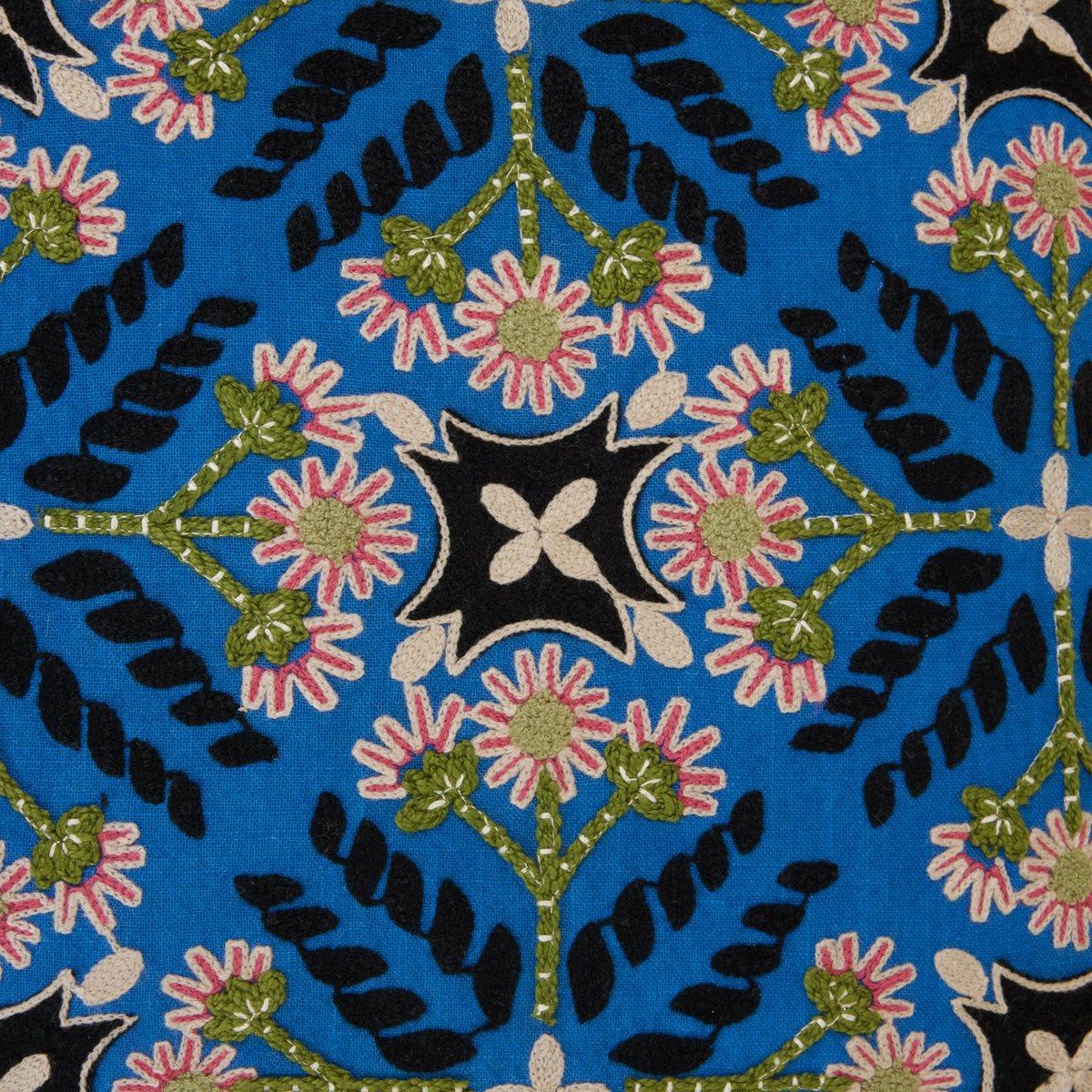 Housse De Coussin en Coton rebrodé d'une broderie florale NAJOUA bleu à coloris multiples, MADURA