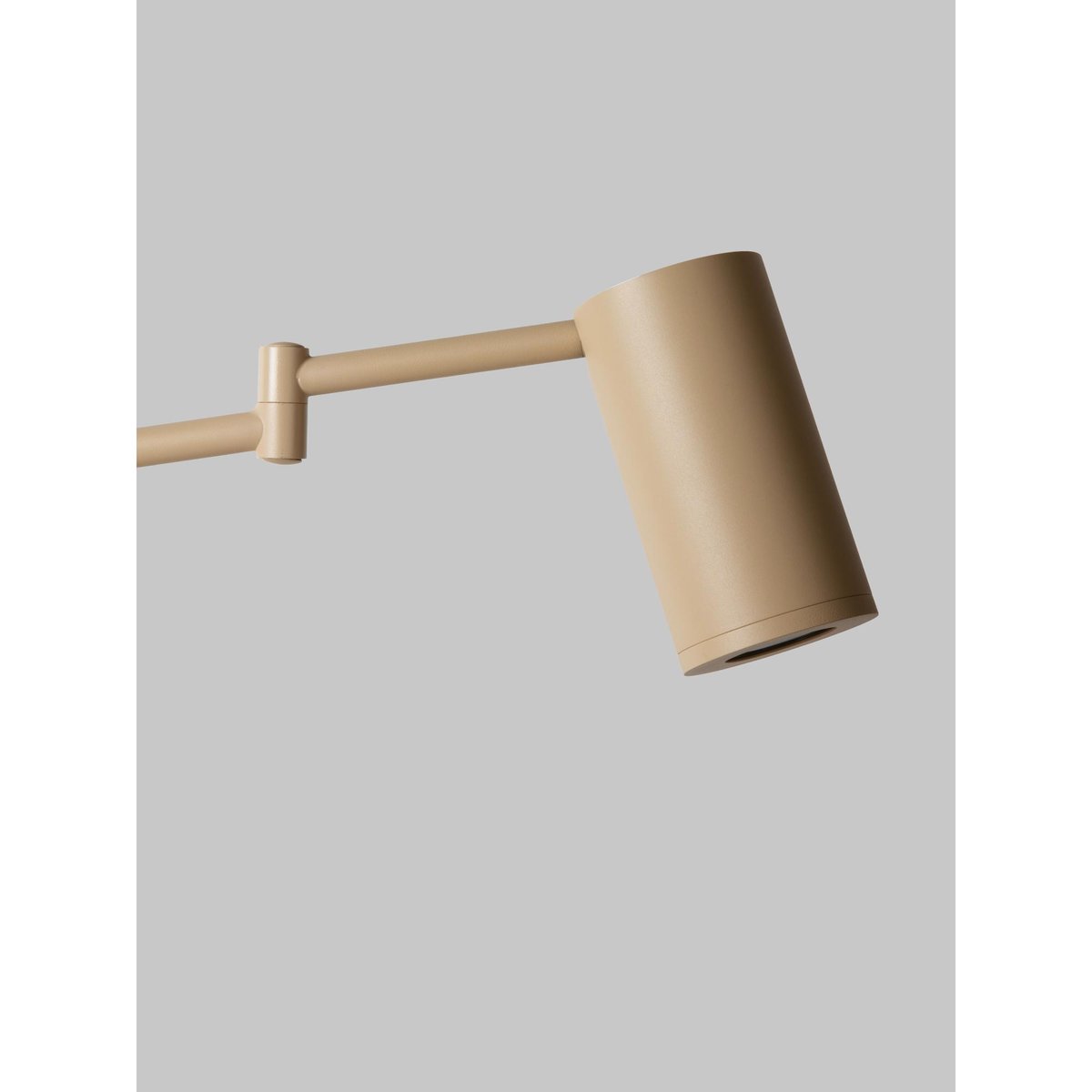 Lampadaire Métal BILBAO beige, IT'S ABOUT ROMI