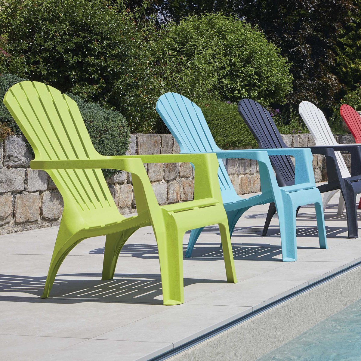 Fauteuil de jardin lounge confortable en polypropylène bleu ciel gris, WADIGA