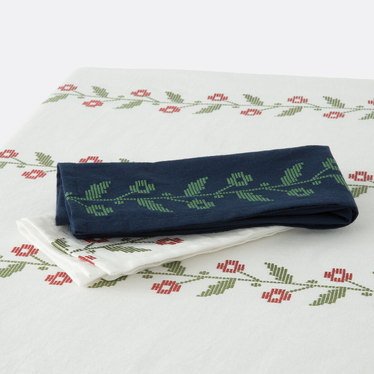 Nappe en coton lavé brodé, Auvray blanc, LA REDOUTE INTERIEURS
