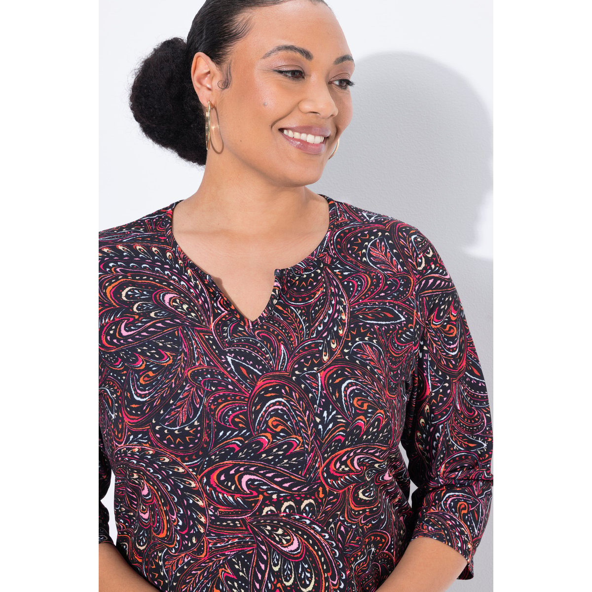 T-shirt long motif cachemire noir, ULLA POPKEN