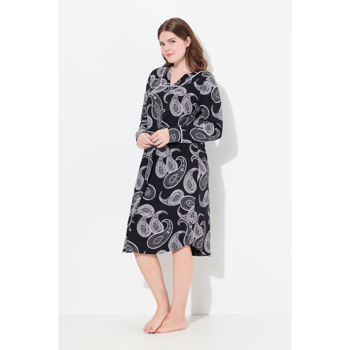Chemise de nuit à motif cachemire noir, ULLA POPKEN