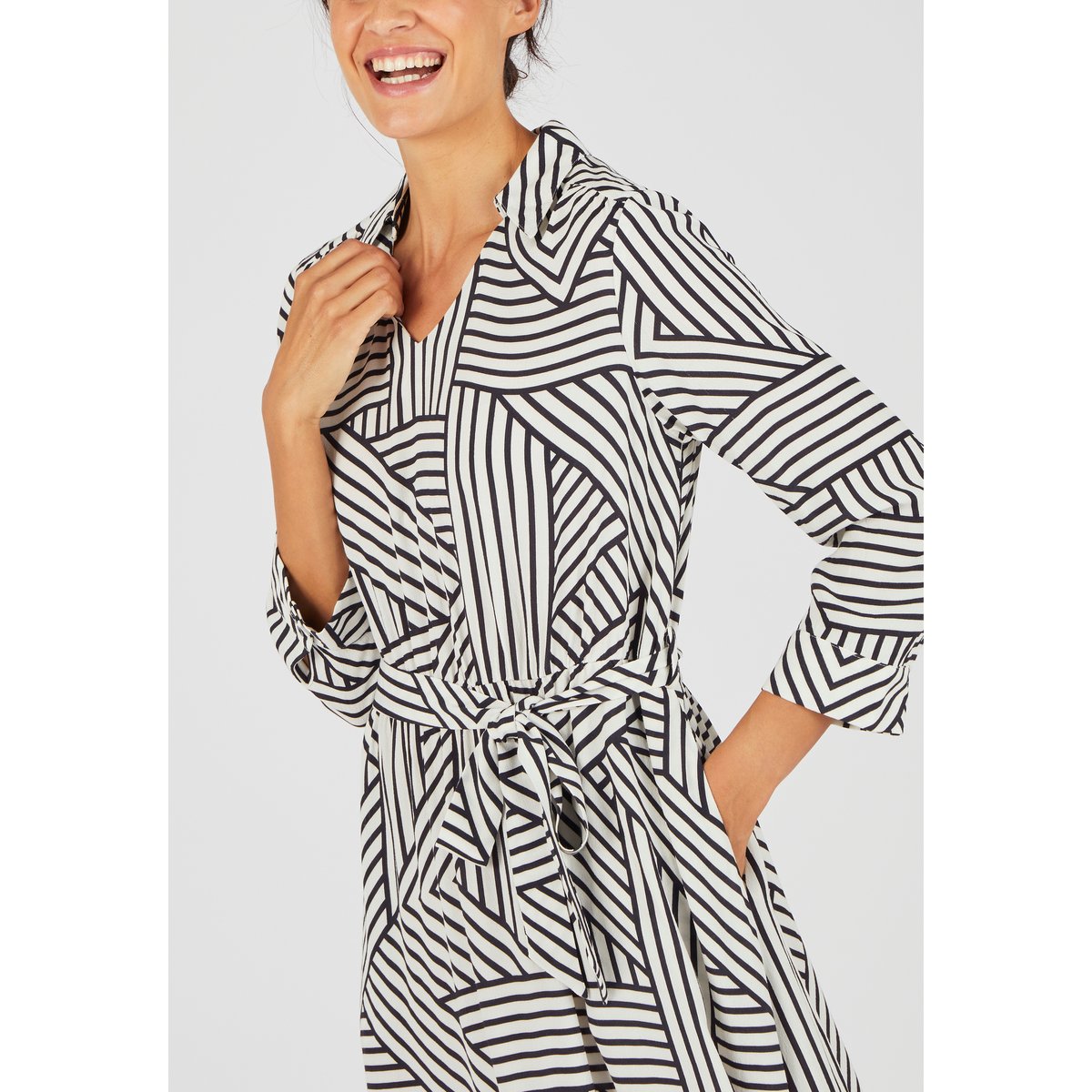 Robe crêpe imprimé graphique noir/blanc graphique, DAMART