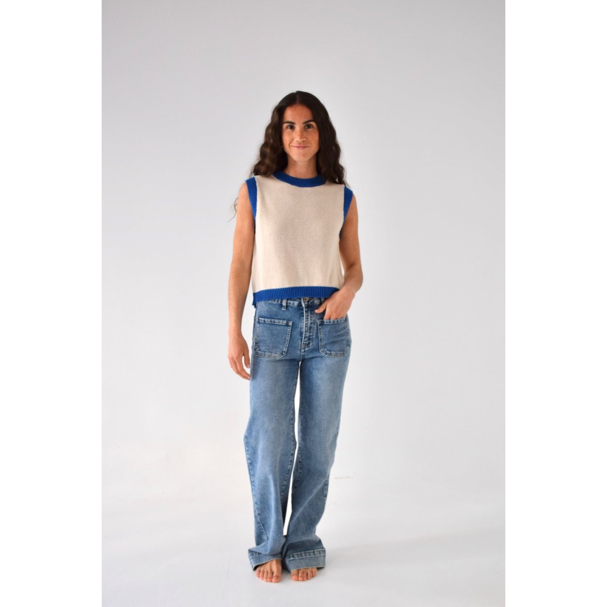 Top sans manches dos ouvert LAILA écru / bleu marine, MINDTRAVELER