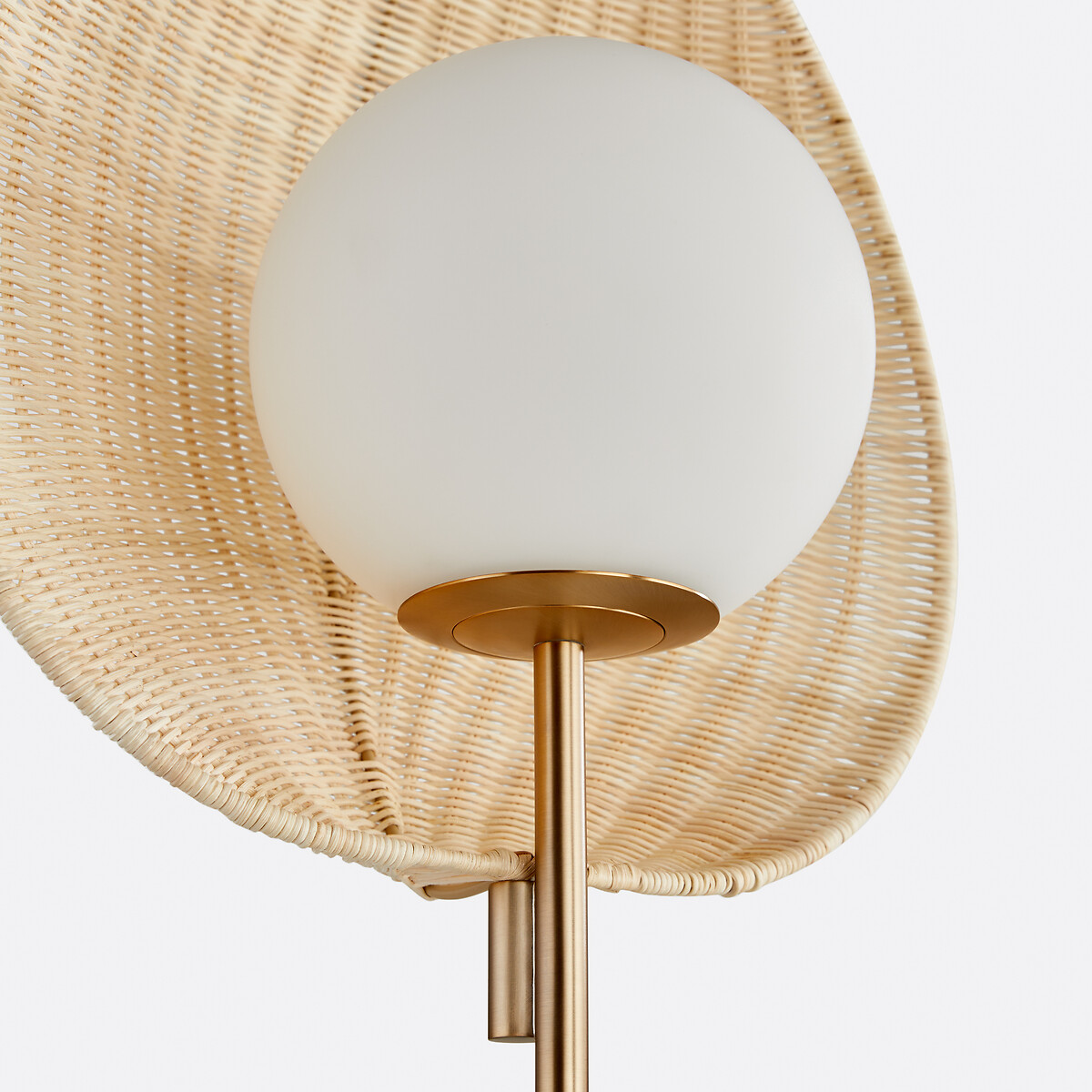 Candeeiro de pé em vidro opalino, rotim e travertino, Javana natural, LA REDOUTE INTERIEURS