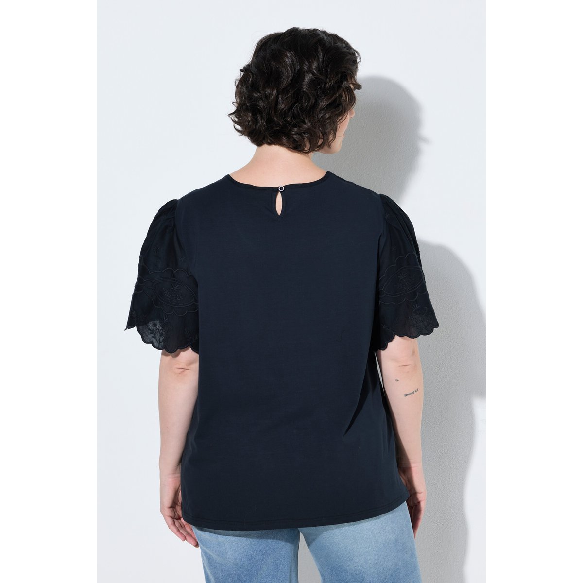 T-shirt avec broderies et passepoils noir, ULLA POPKEN