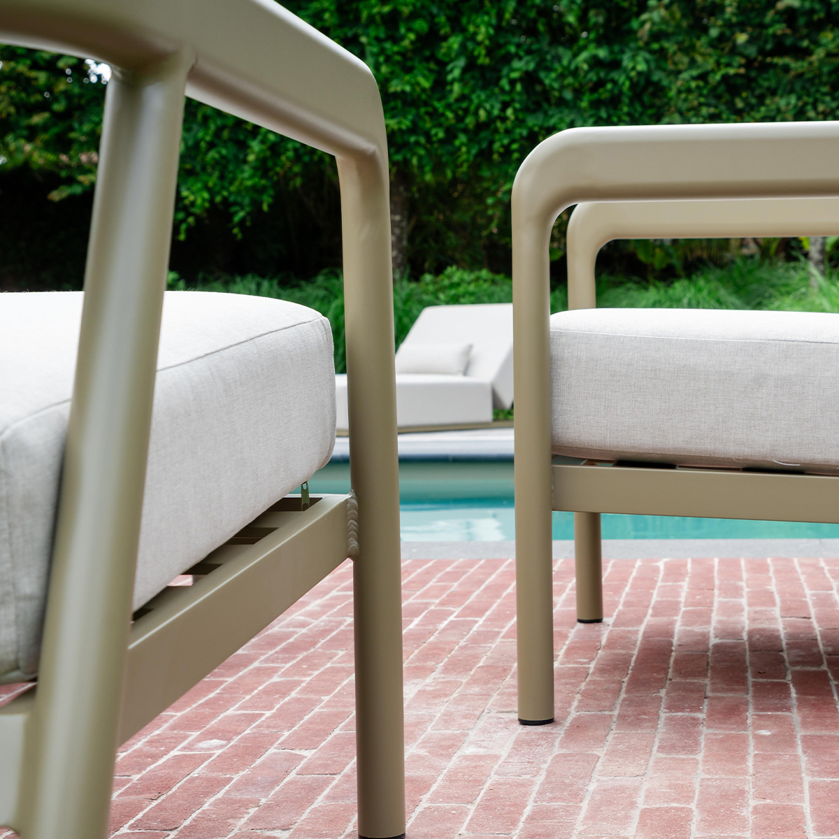 Salon de jardin bas 5p en aluminium Kaki clair LINDOS kaki clair, WILSA GARDEN