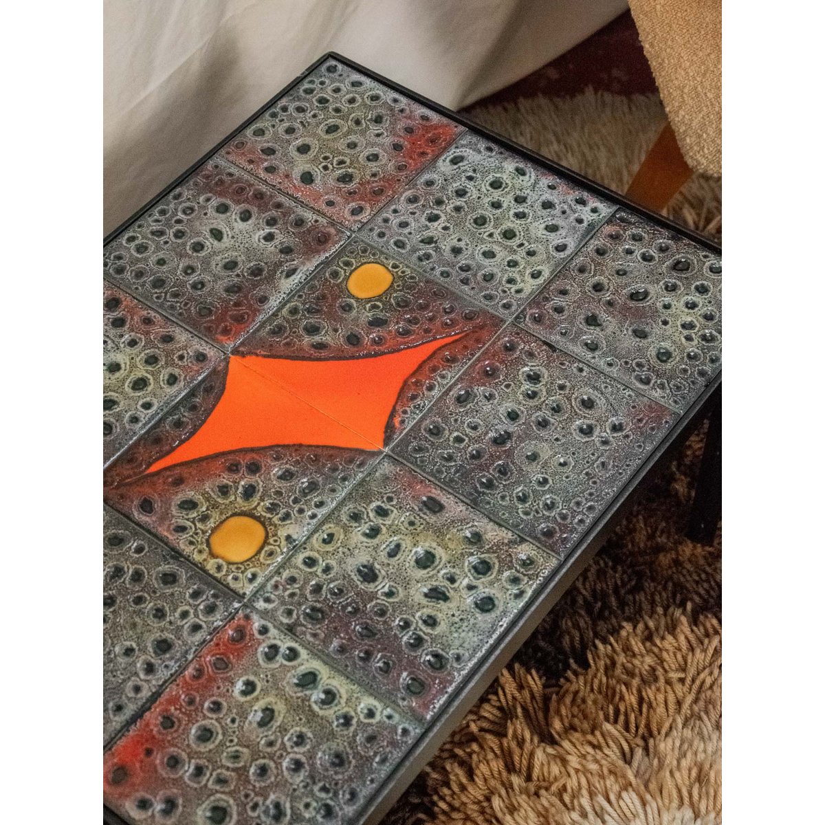 Table basse cratères en céramique Donna N°769 - Bon état noir, DEBONGOUT