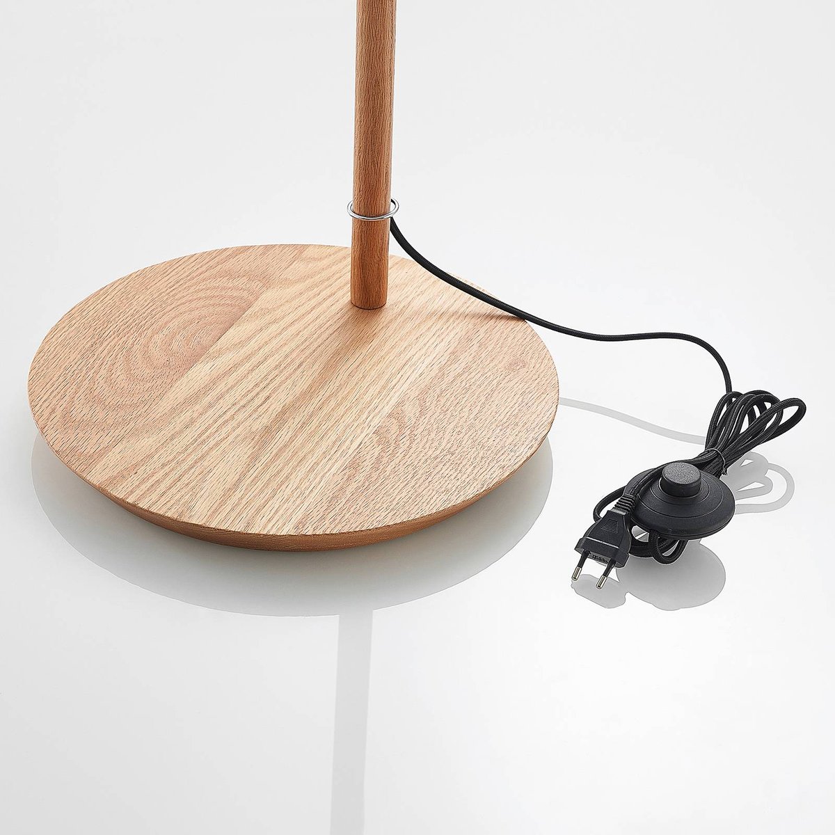 Lampadaire en textile scandinave, Jinda blanc, chêne foncé, LUCANDE