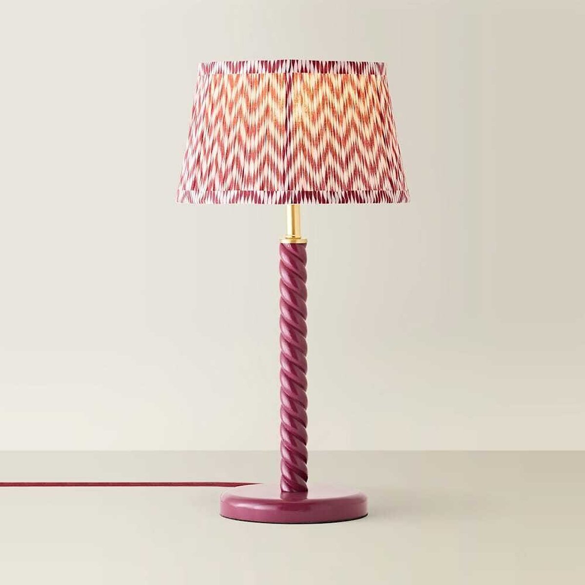 Amalia Twist Table Lamp with Chevron Taper Shade pink, SO'HOME