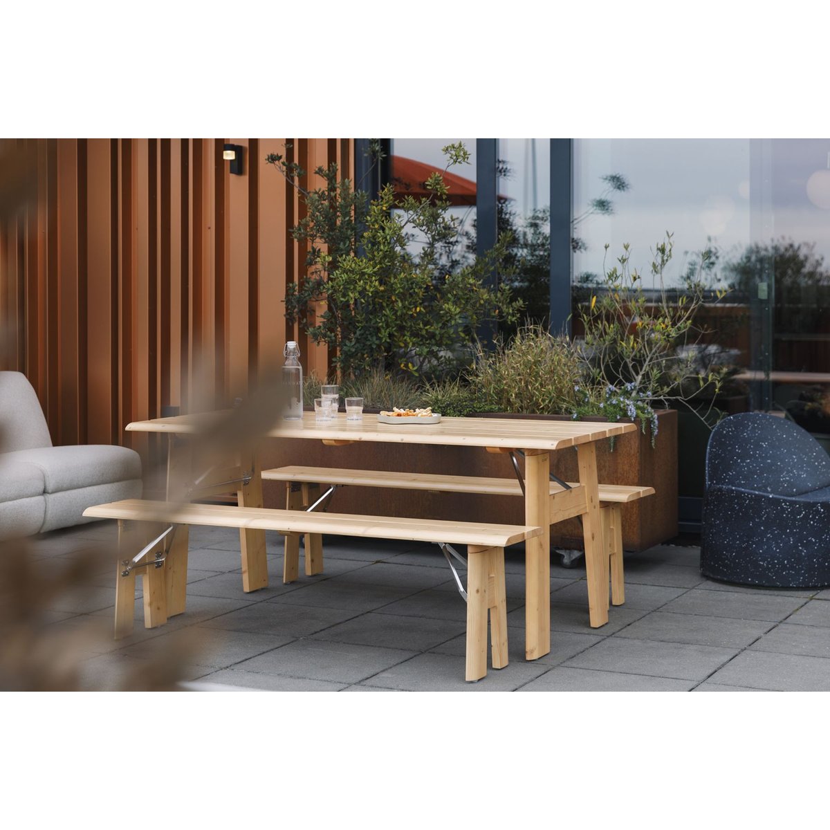 Chaise de jardin en bois, AVENUE bois, ZUIVER