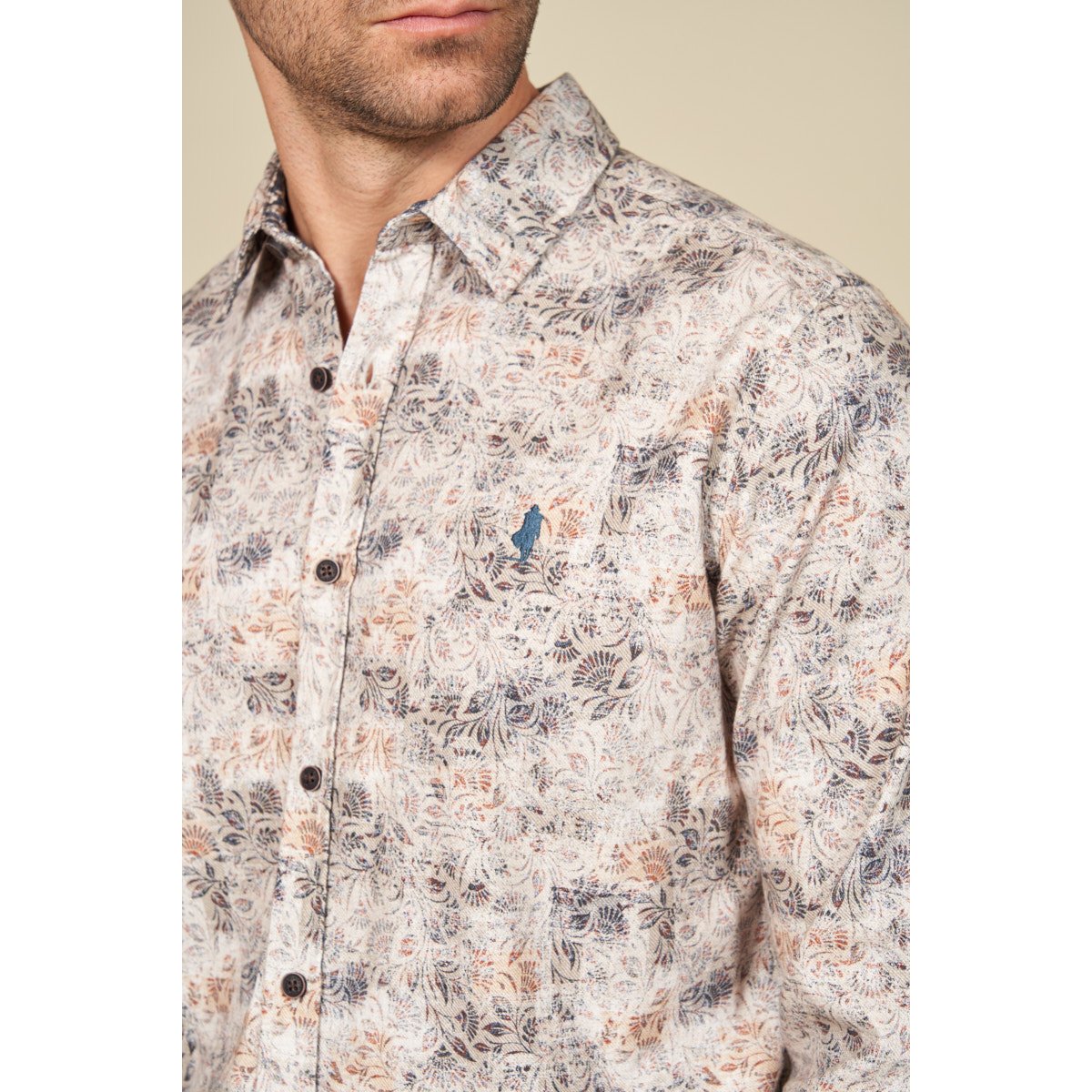 Chemise imprimée douce à fleur japonaise gris clair, MCS