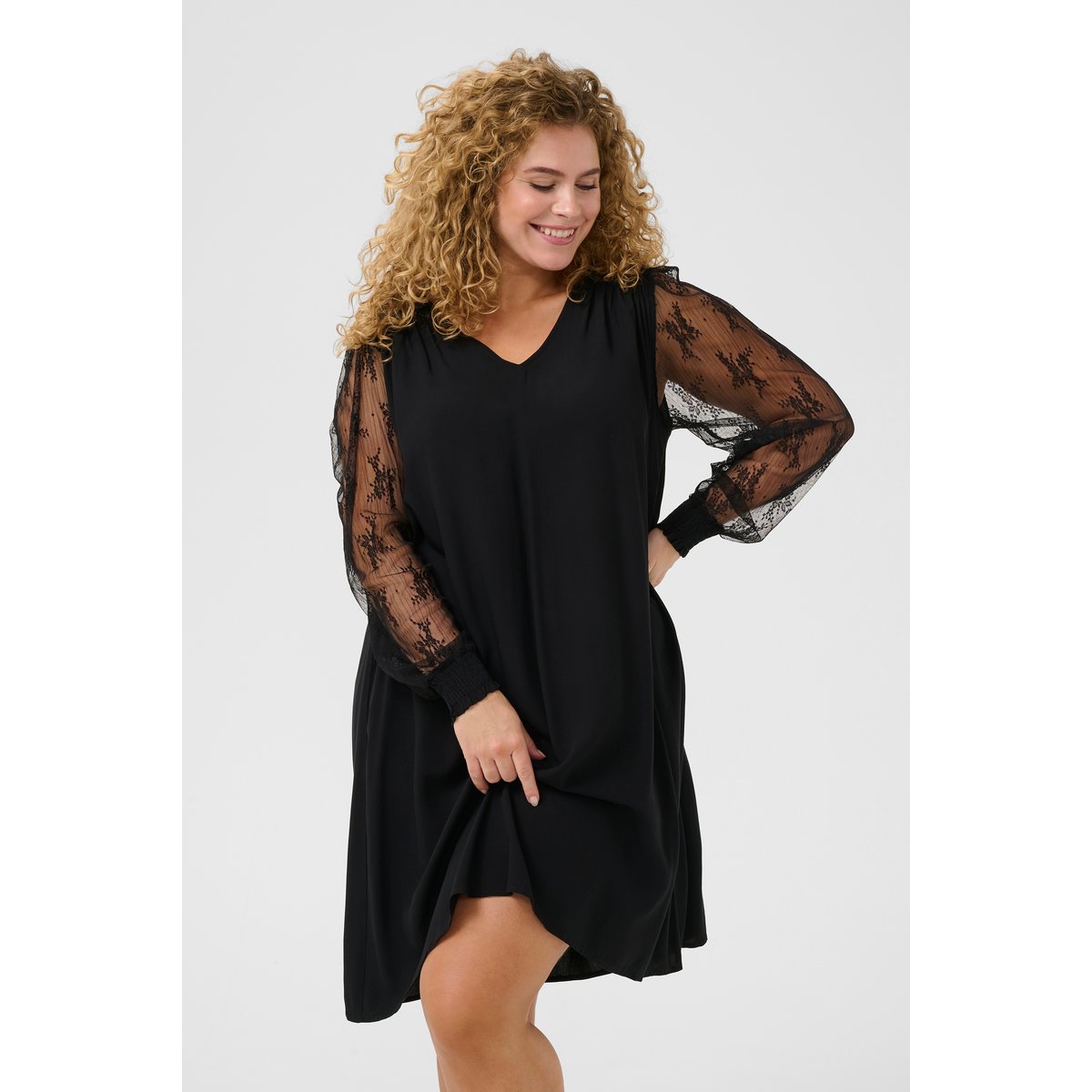Robe noir black deep, KAFFE CURVE