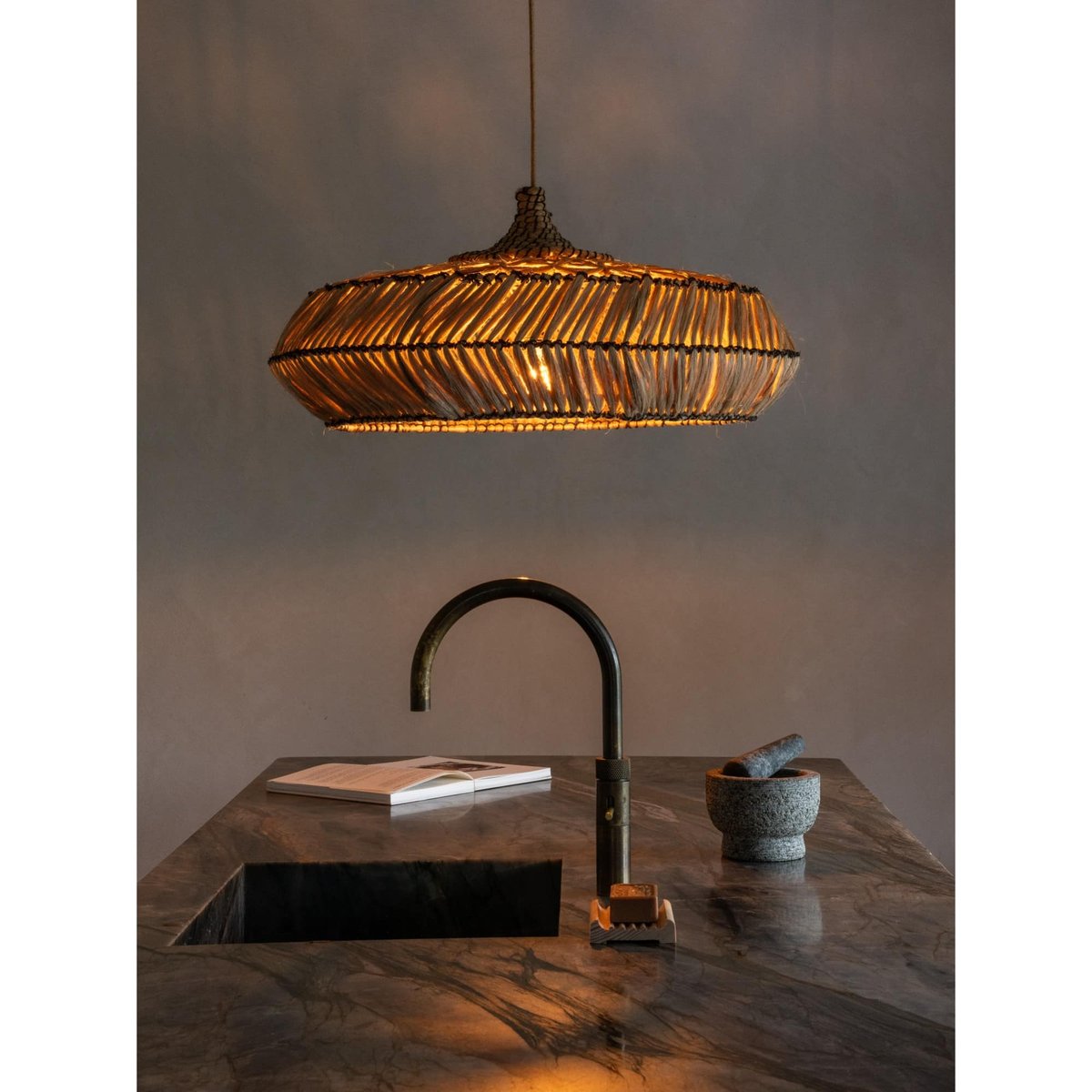 Lampe Suspendue Métal RINJANI beige, GOOD & MOJO
