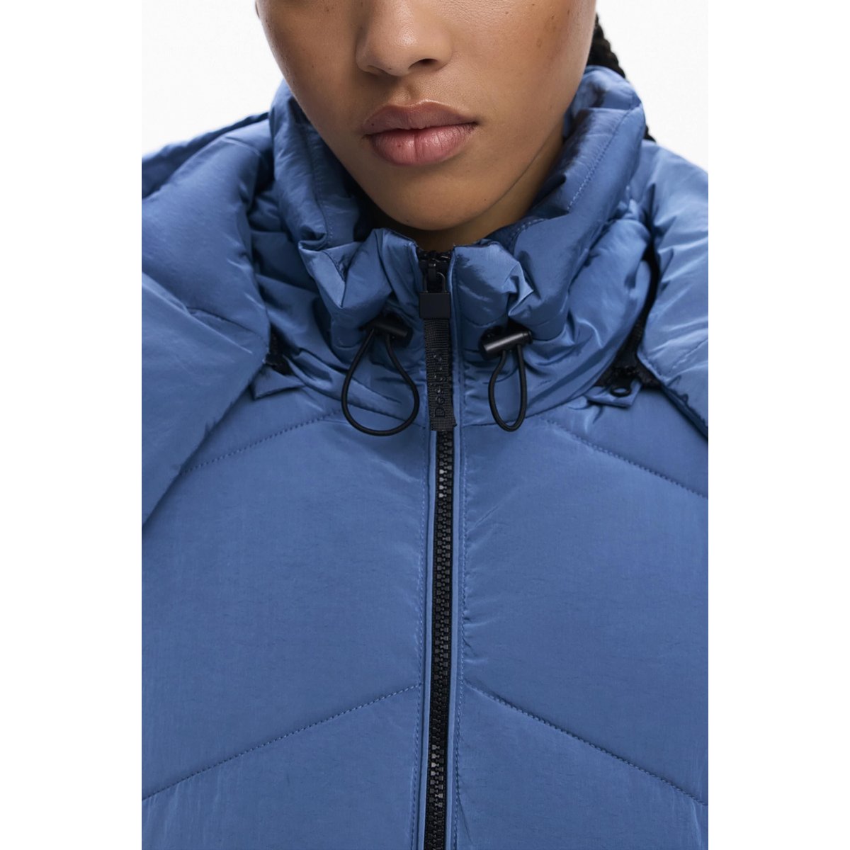 Manteau matelassé court irisé bleu, DESIGUAL