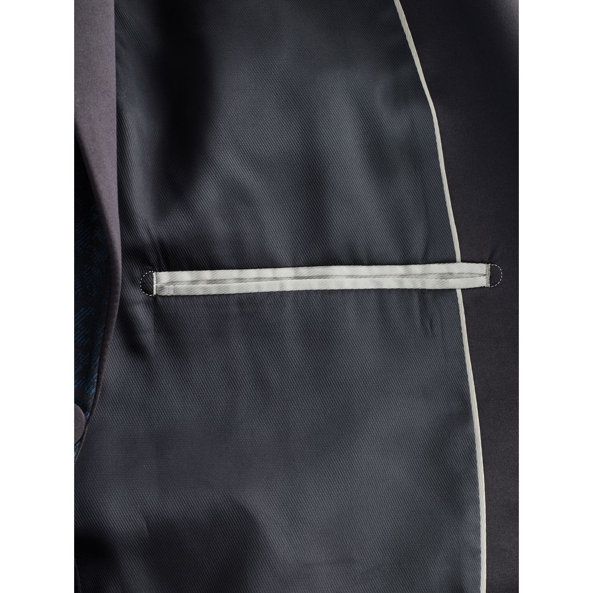Veste de smoking slim en jacquard à motif bleu marine, NEXT