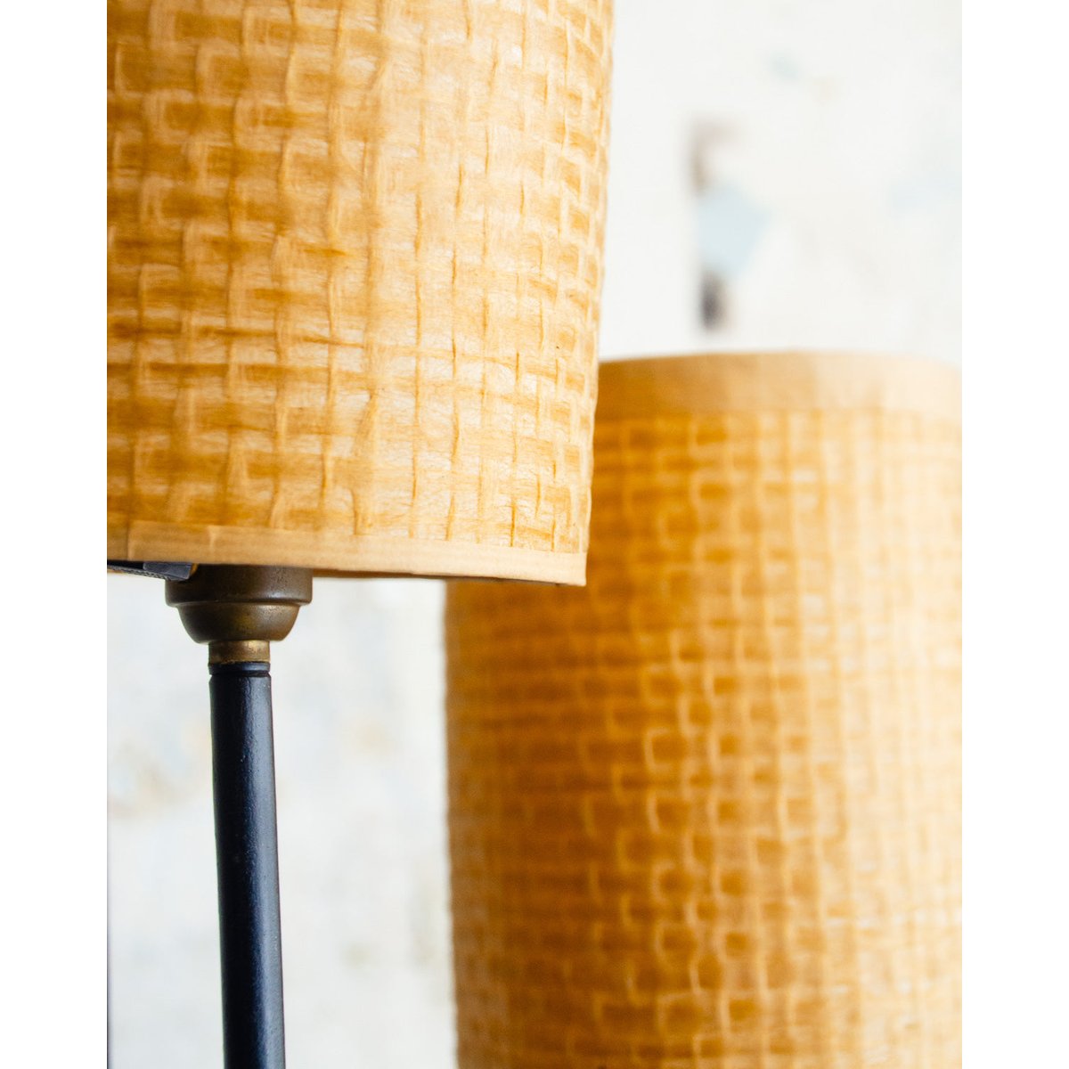Lampadaire au triple abajour Julien N°374 - Bon état beige, DEBONGOUT