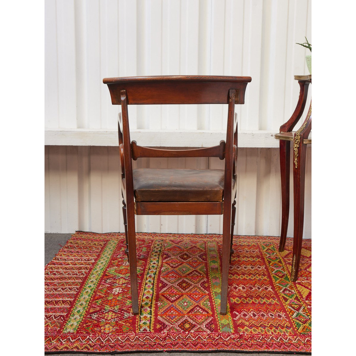 Fauteuil en cuir Ernest N°1079 - Bon état marron, DEBONGOUT