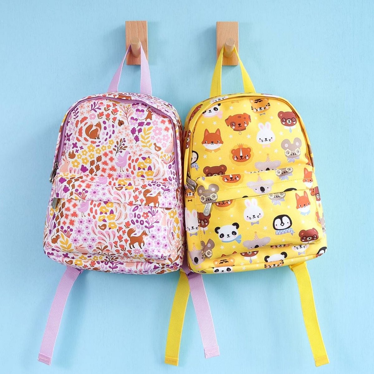 Sac à dos bébé jaune, orange, blanc, A LITTLE LOVELY COMPANY