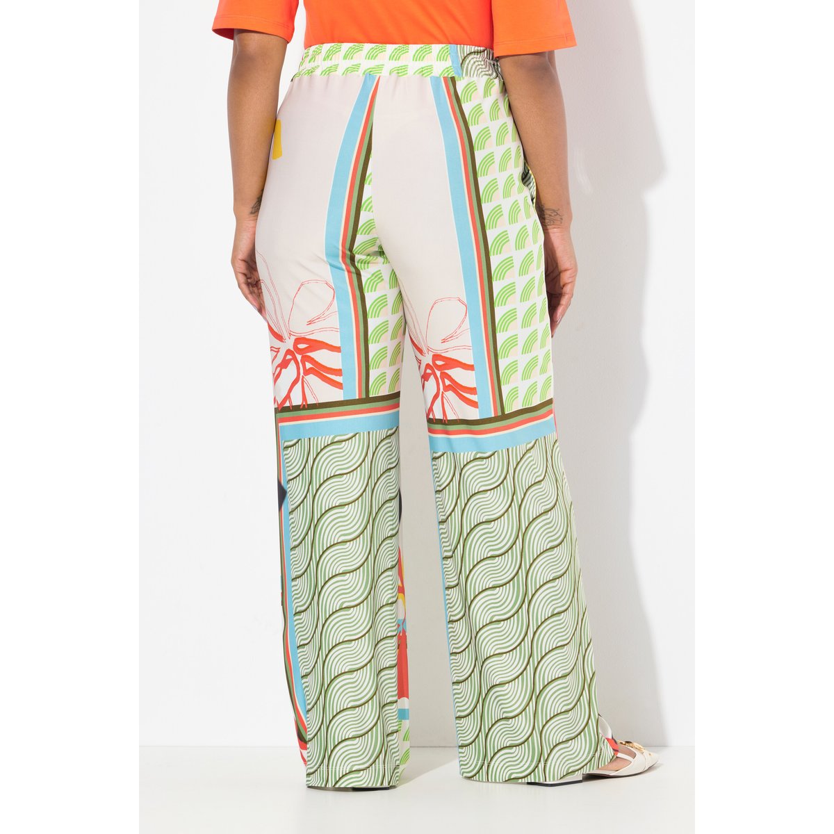 Pantalon fluide. Jambe large et petit pois, ULLA POPKEN