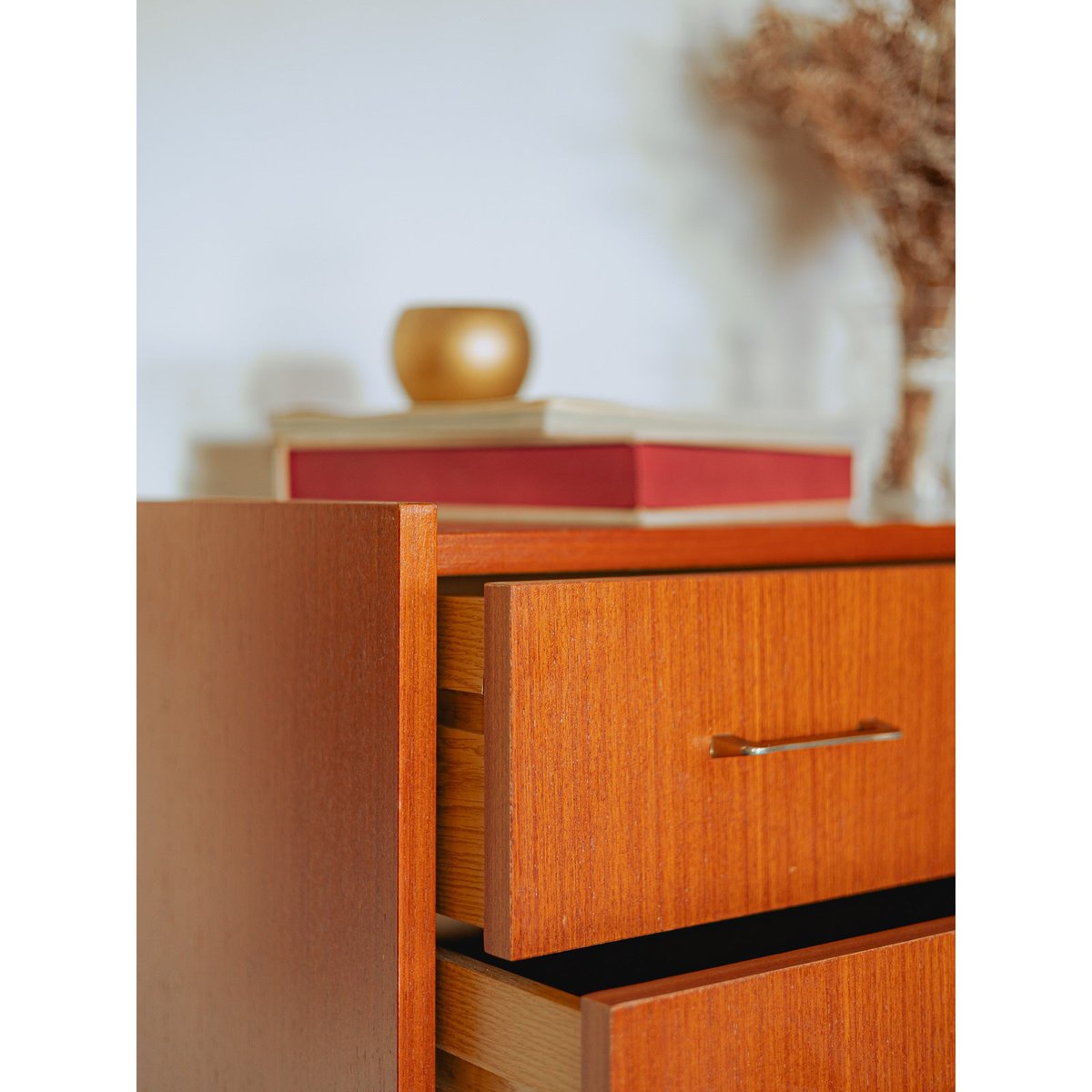 Commode scandinave ambrée Olga N°691 - Bon état marron, DEBONGOUT