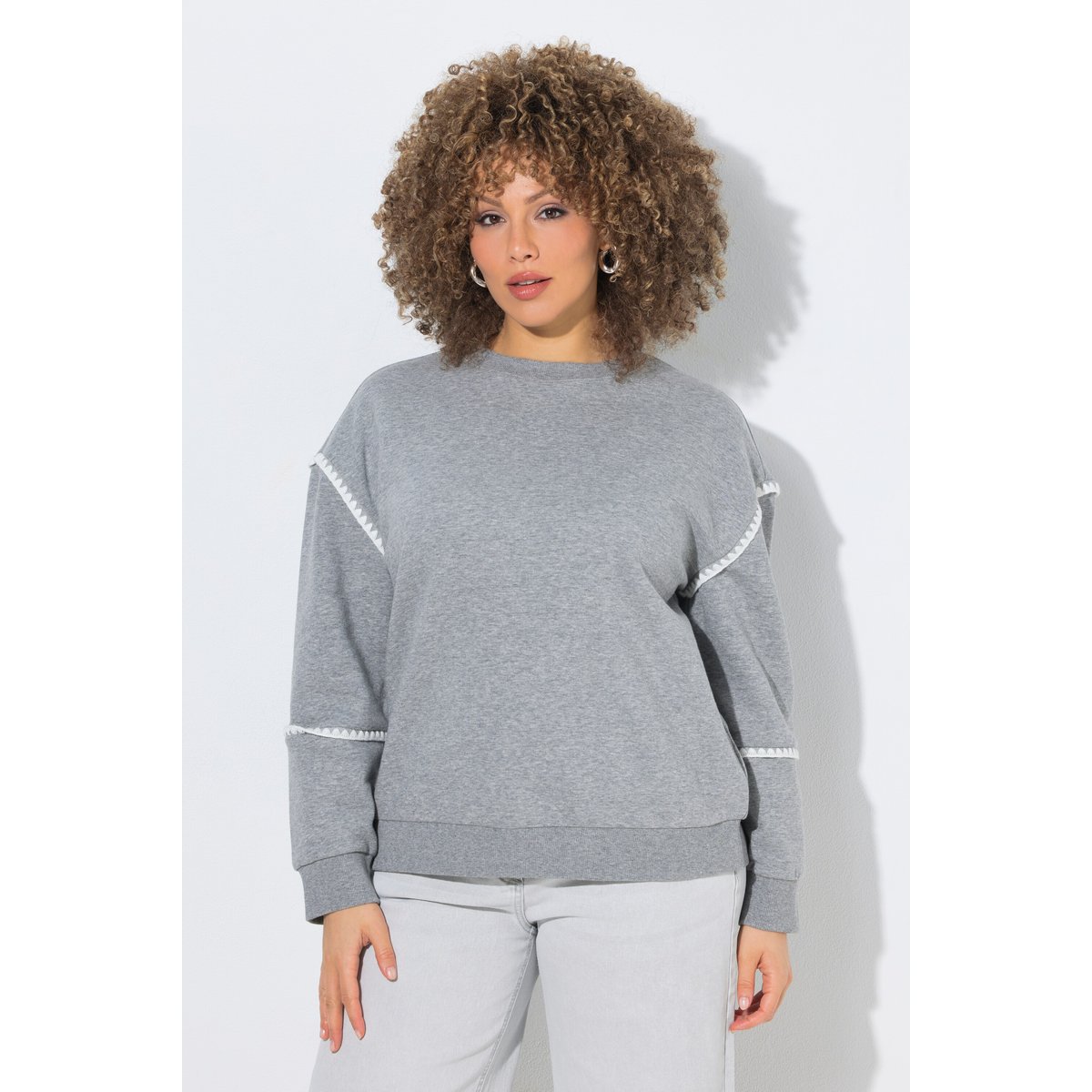 Sweat-shirt avec détails en crochet gris chiné, ULLA POPKEN