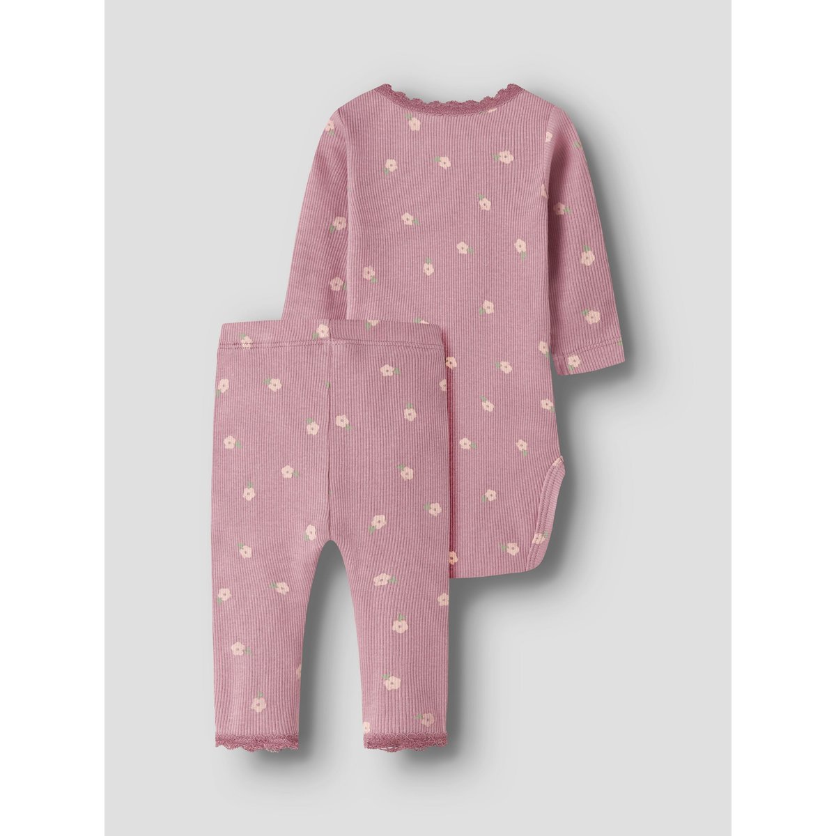 Ensemble violet - lilas, NAME IT