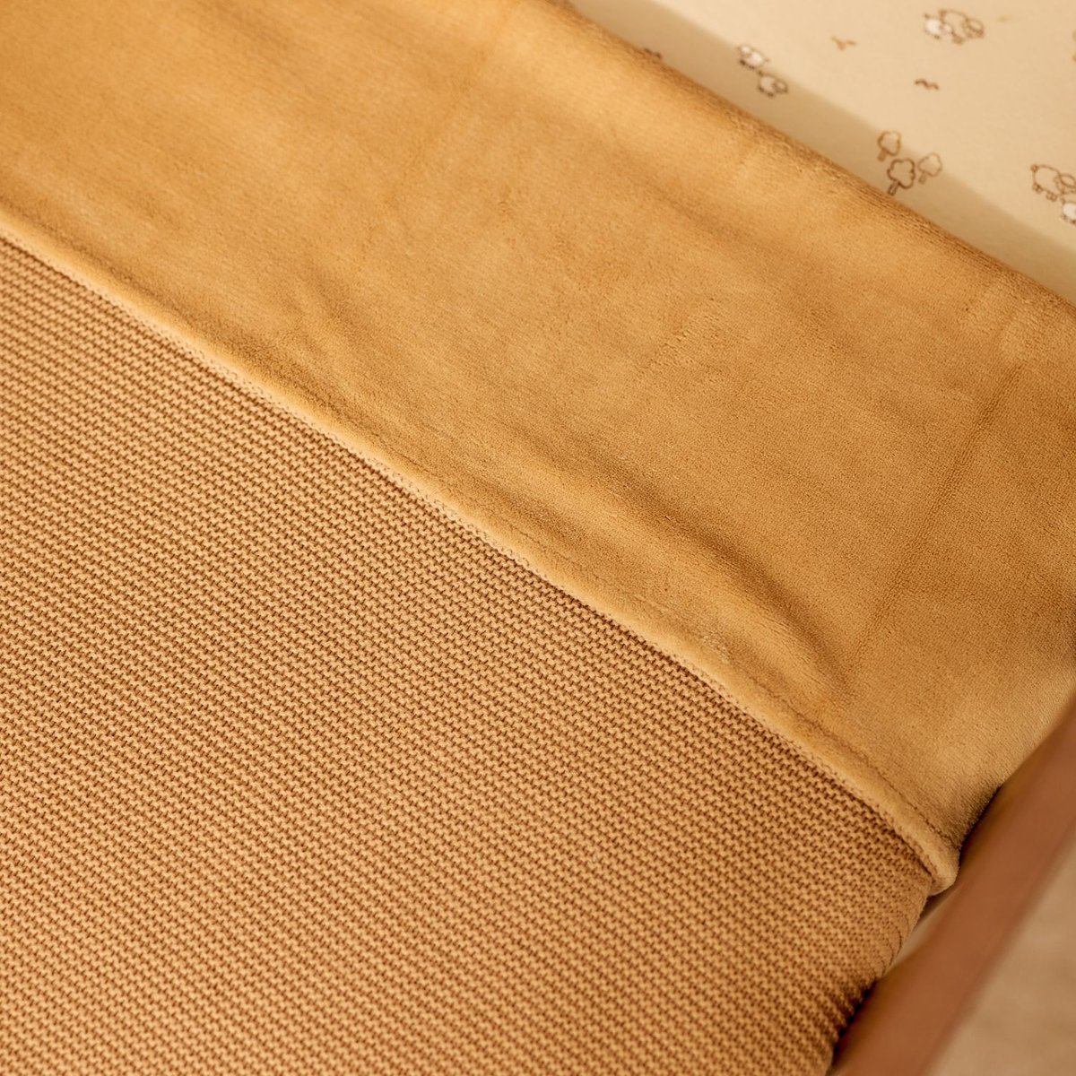 Couverture marron, JOLLEIN