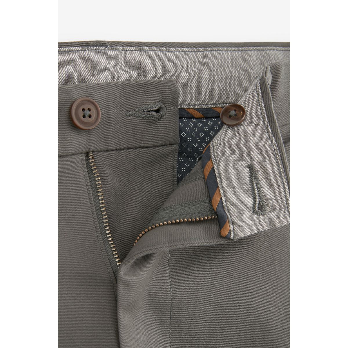 Short chino stretch gris anthracite, NEXT