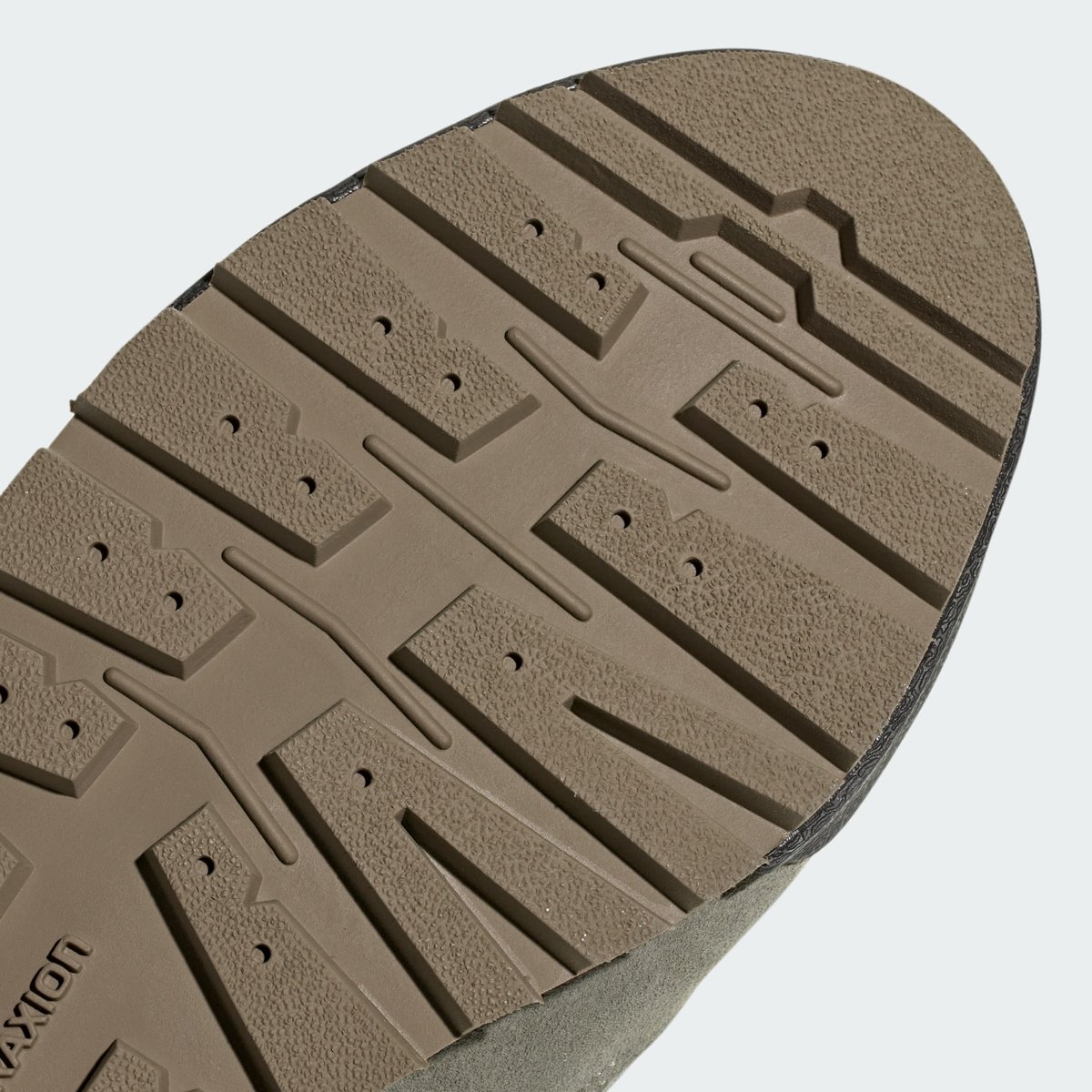 Chaussure De Randonnée Terrex Snowpitch Climawarm olive three / khaki six / semi impact orange, adidas Performance