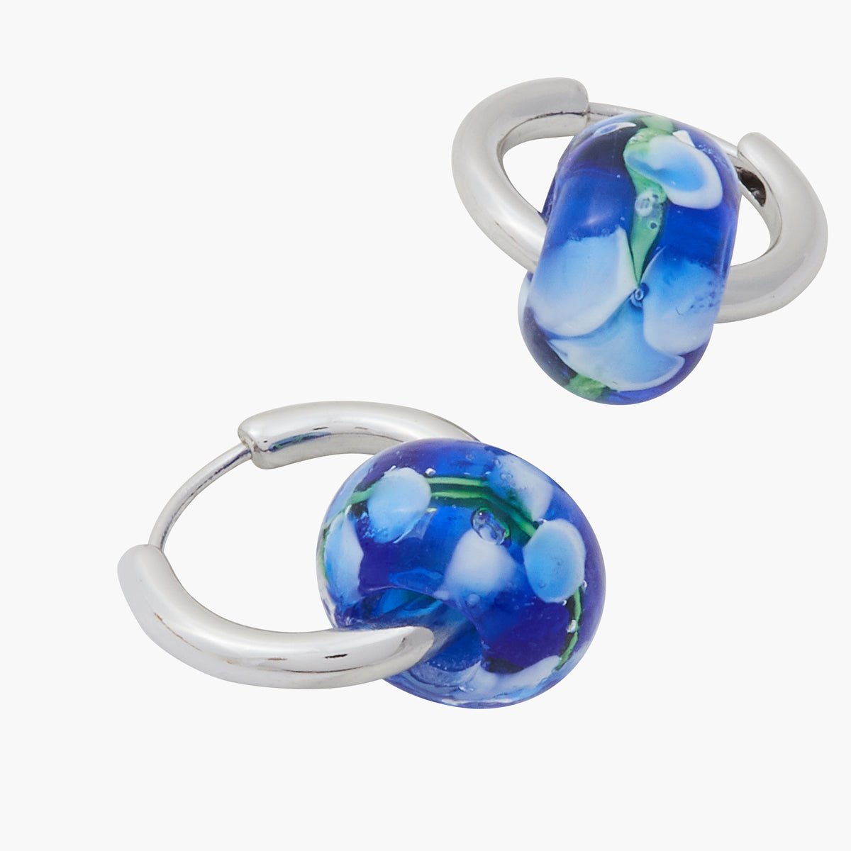 Petites créoles perle en verre bleu, BALABOOSTE