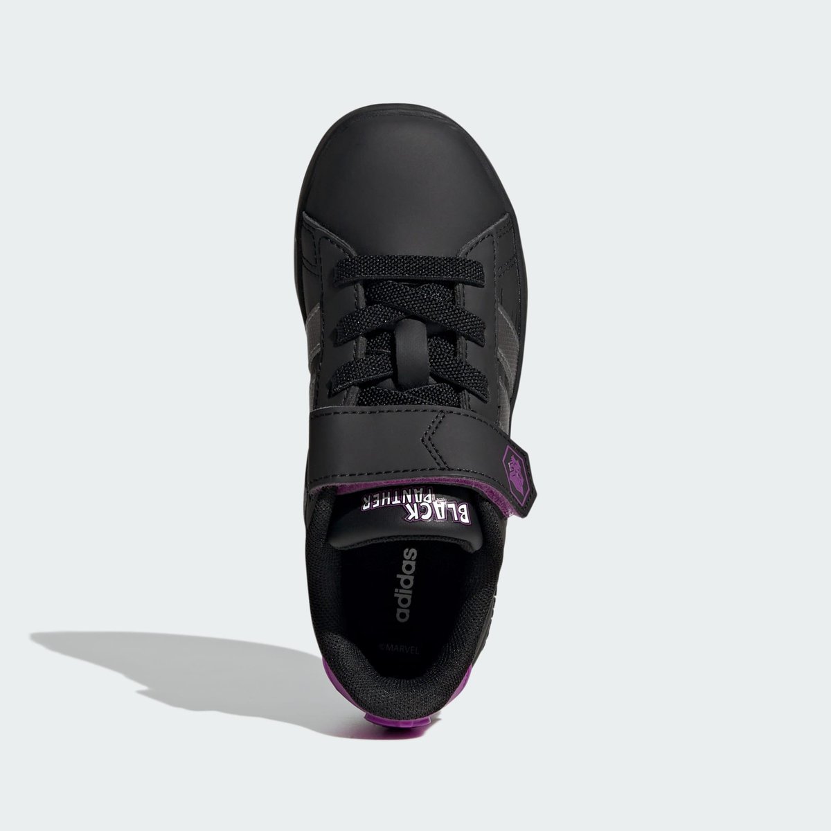 Chaussure Grand Court Adidas Marvel Avengers Enfants Chaussure Grand Court Adidas Marvel Avengers Enfants core black / iron metallic / purple burst, ADIDAS SPORTSWEAR