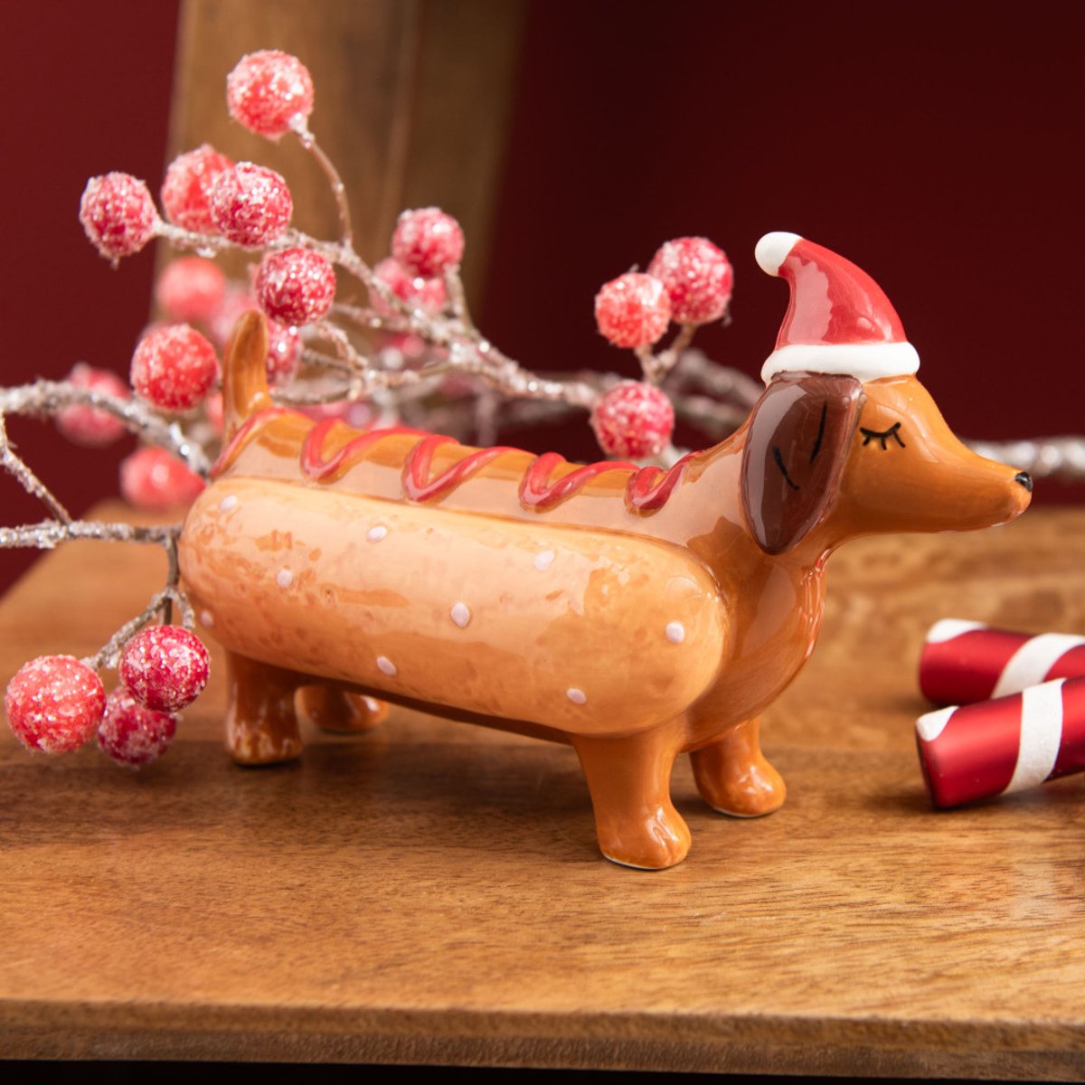 Décoration chien saucisse 15x9 cm en céramique marron, AMADEUS