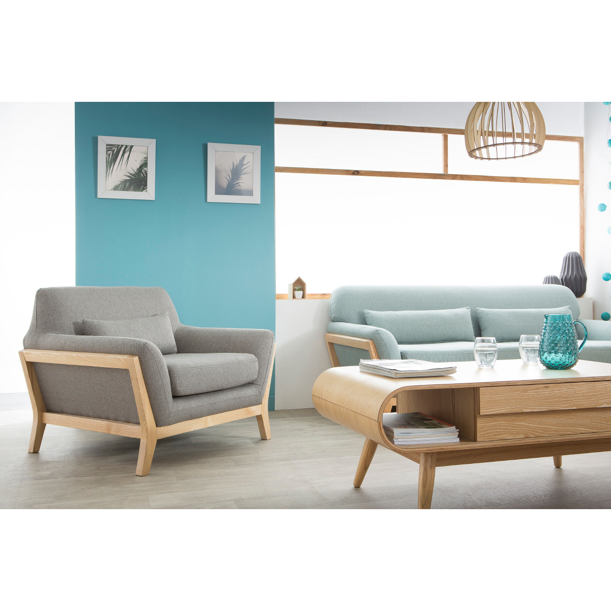 Fauteuil scandinave en tissu gris et bois clair massif YOKO gris perle, MILIBOO