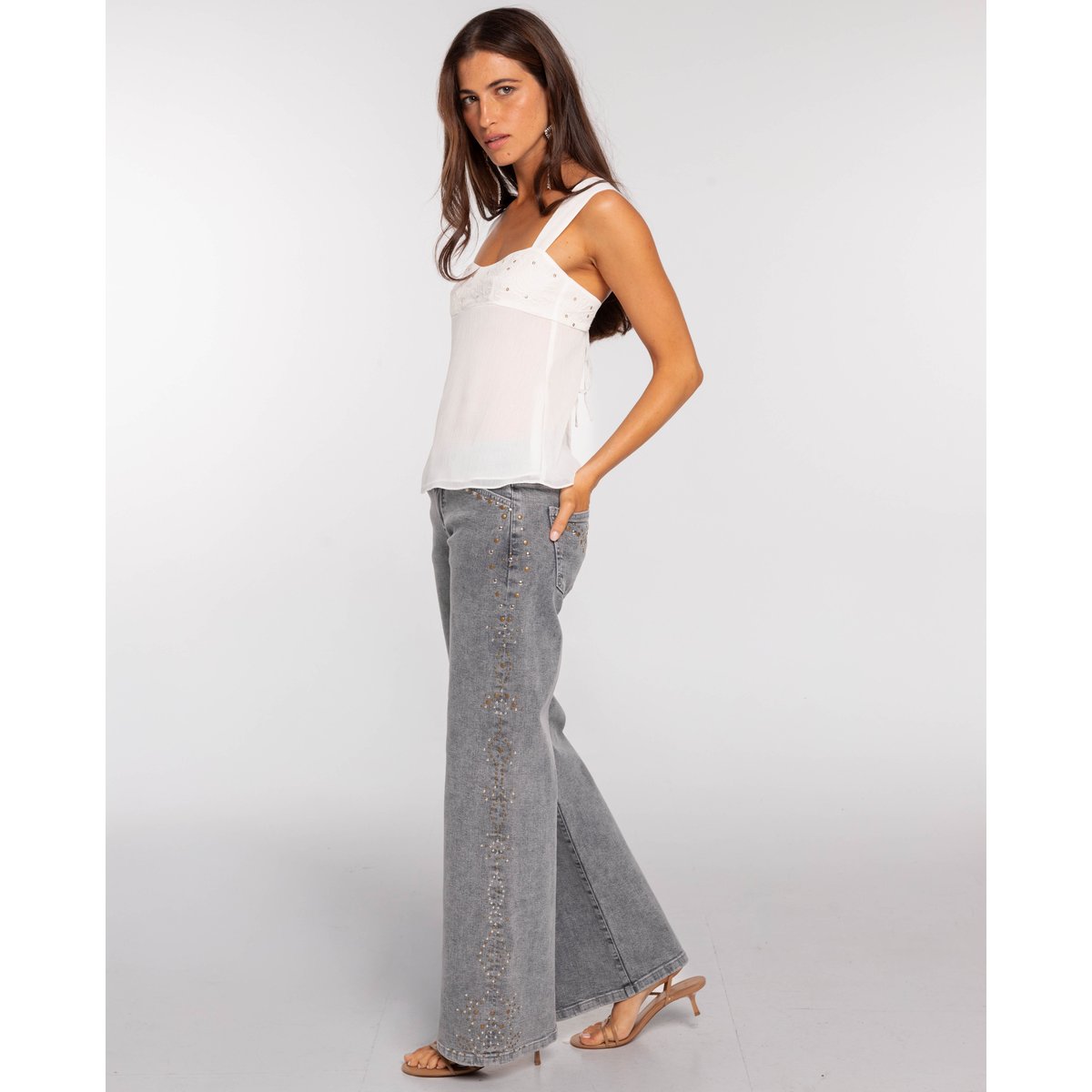 Top avec broderie de paillettes et dos nu blanche, THE-ARE