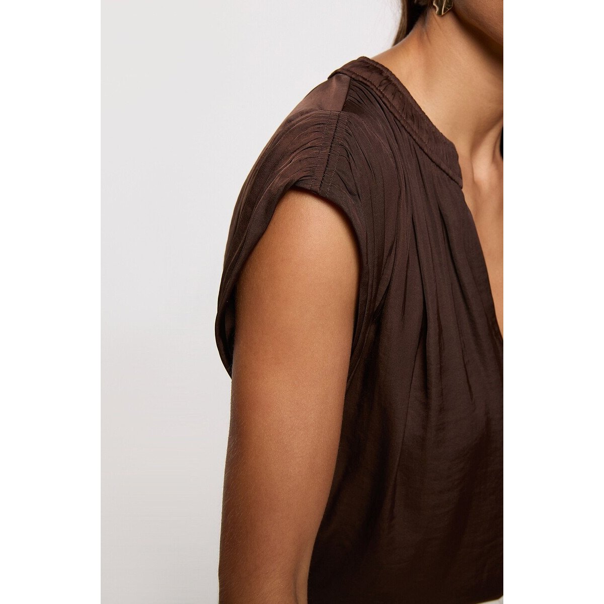 Blouse manches courtes satin chocolat, MORGAN